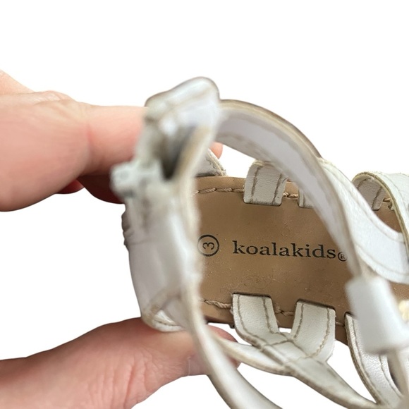 Kids Girl Size 3 Shoes Bundle Sandals Carters Koala Kids Oshkosh - Picture 10 of 16